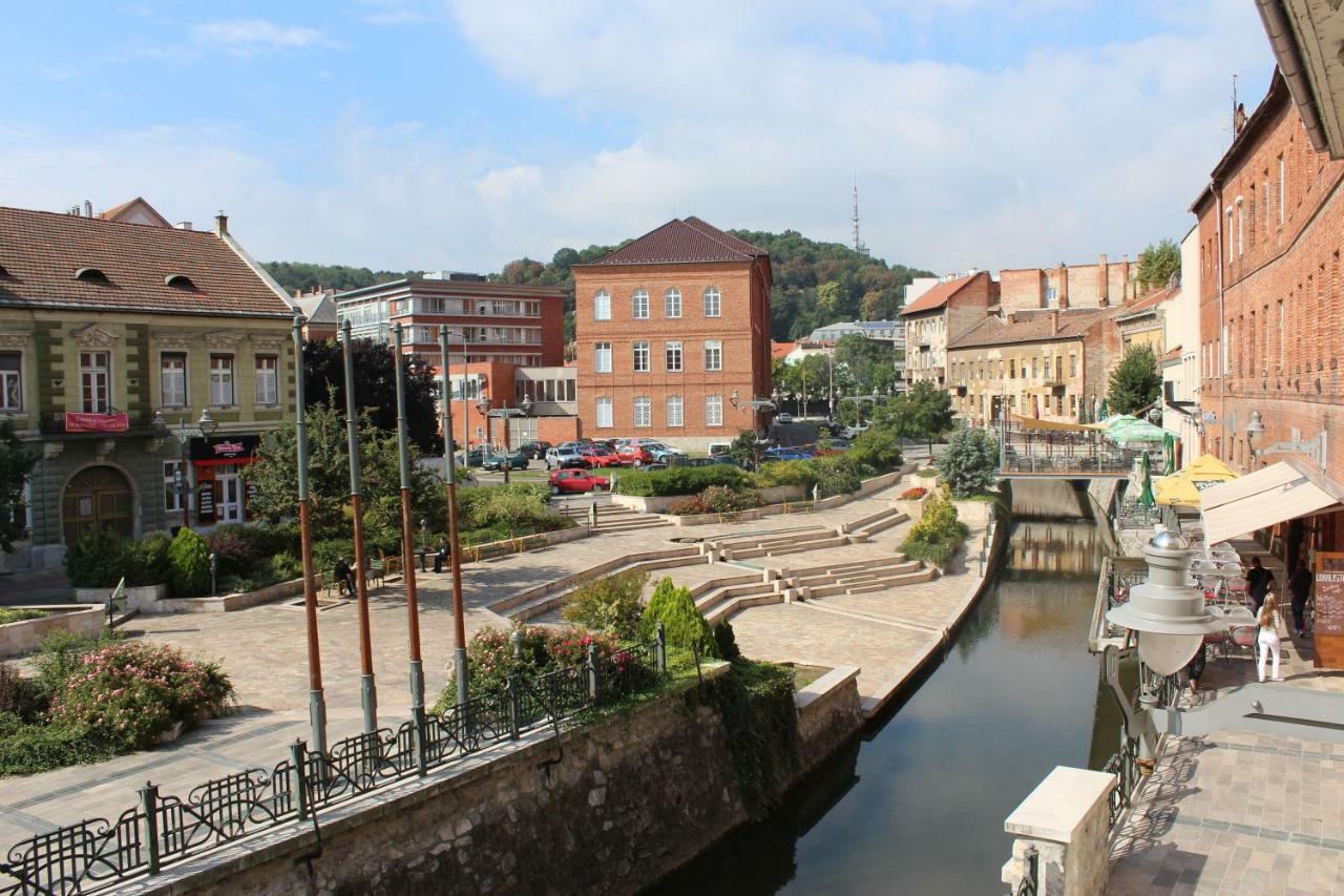 Gesztenyes Apartman Miskolc Bagian luar foto