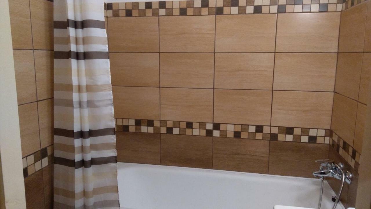 Gesztenyes Apartman Miskolc Bagian luar foto