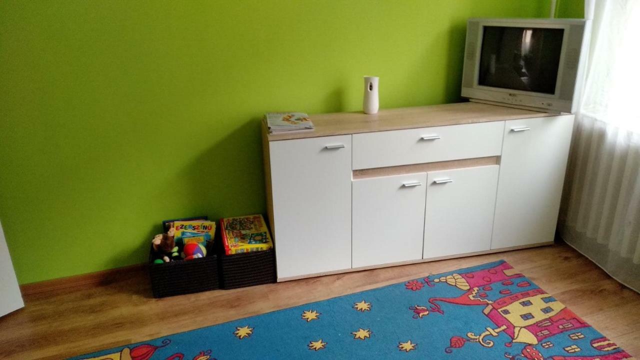 Gesztenyes Apartman Miskolc Bagian luar foto
