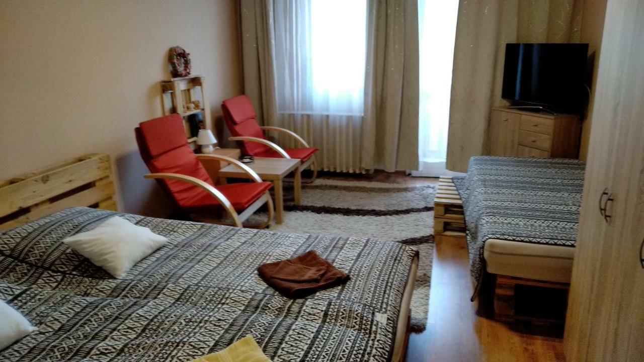 Gesztenyes Apartman Miskolc Bagian luar foto