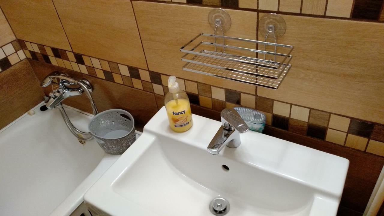 Gesztenyes Apartman Miskolc Bagian luar foto
